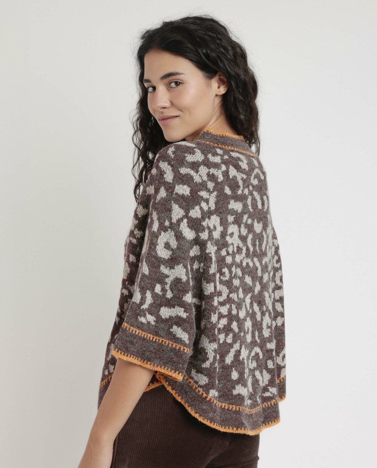 ADMAS Poncho de Punto Abierto Botones para Mujer - Imagen 3